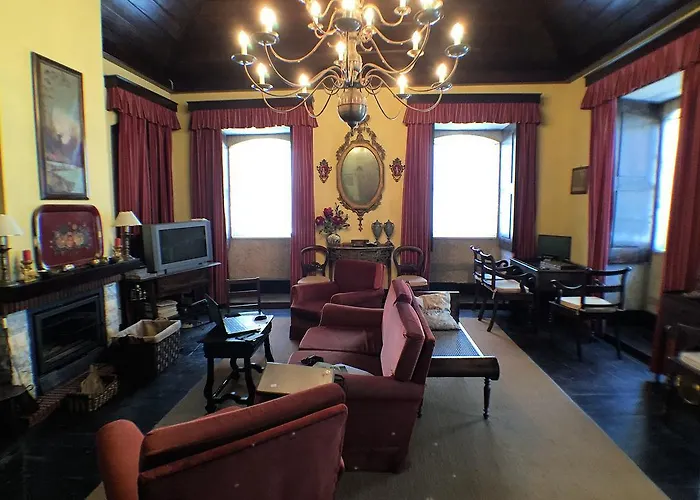 Casa Da Ponte לינה וארוחת בוקר ארקוס דה ואלדבז